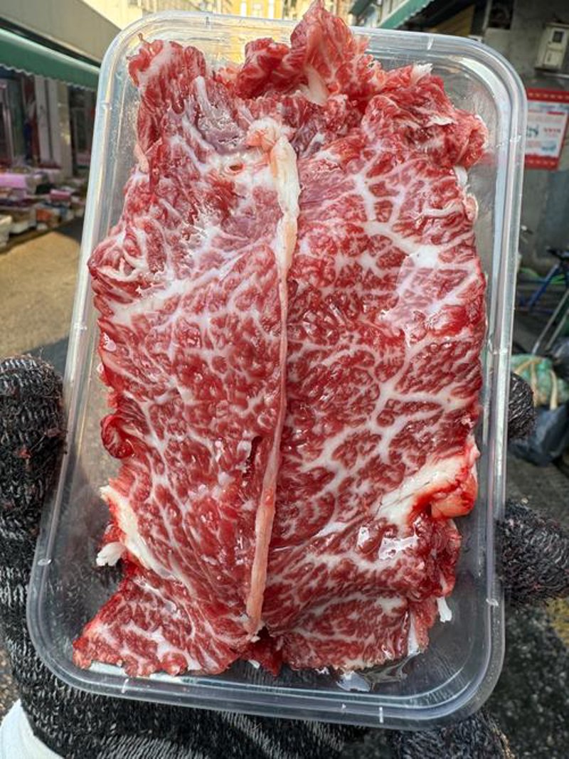 警惕误区：小香猪食品选购指南